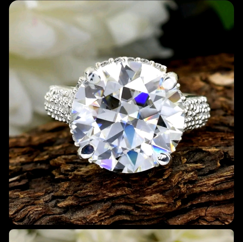 Certified Diamond Engagement Ring